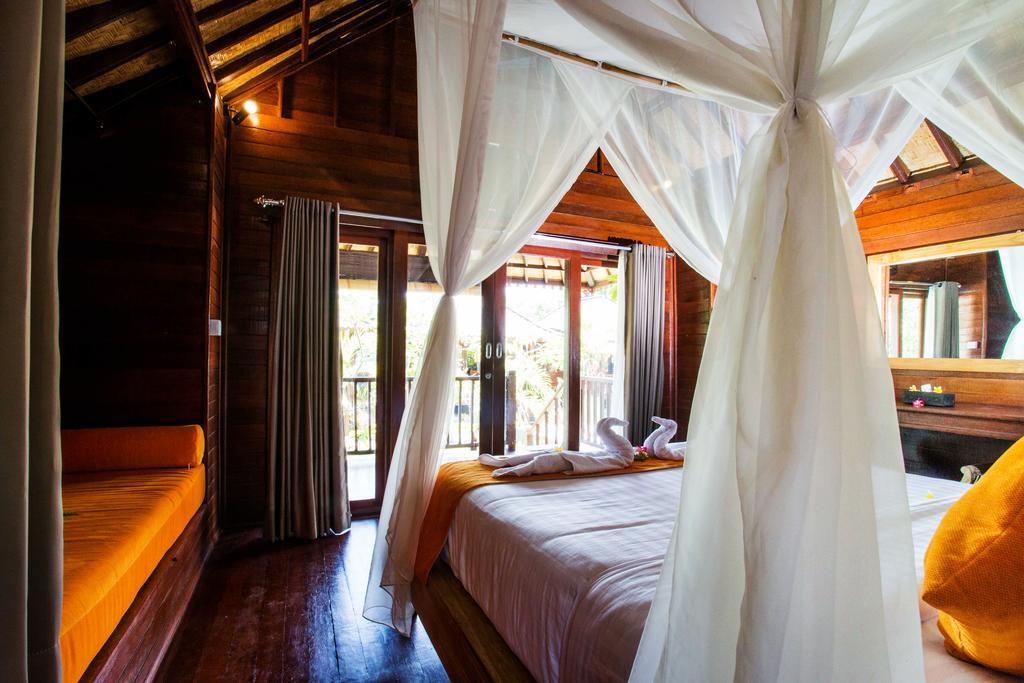Dinatah Lembongan Villas Экстерьер фото
